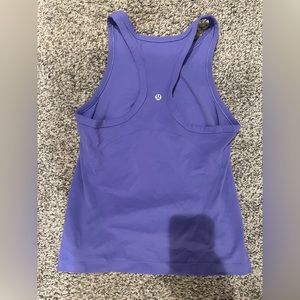 Lululemon tank size 6